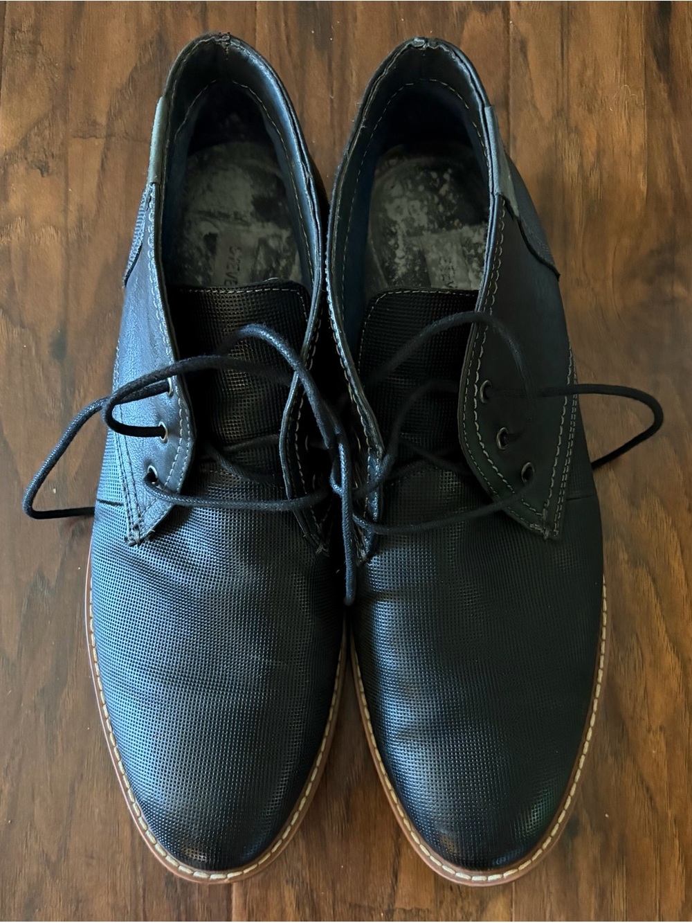 Steve Madden Black Textured Lace-Up Oxfords